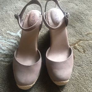 Me Too Wedges - Size 8